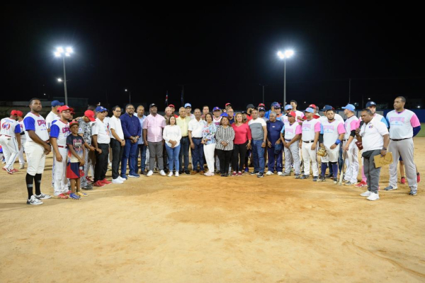 Inauguración de las Luces y Remozamiento del Play de Softball de la Casa Club CODIA Santo Domingo