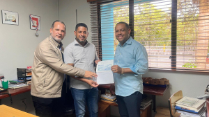 CODIA entrega de aporte económico para el equipo de Sóftbol de la Regional Nordeste.