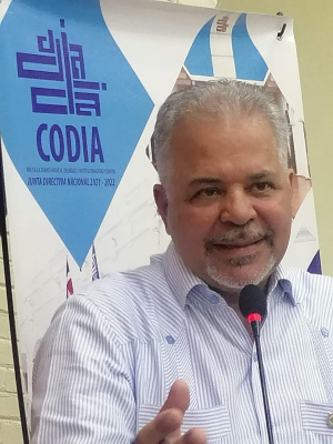 Administrador de EGEHID afirma que Energía Renovable representa el 16% del Mercado Eléctrico Mayorista de RD en charla en el Codia