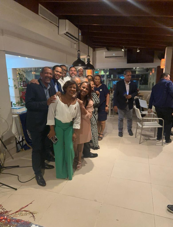 Destacada Participación de la Junta Directiva Nacional del CODIA en la Cena de Expresidentes de la Delegación de la Provincia Santo Domingo