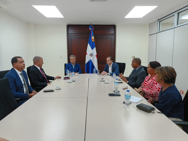 CODIA realiza visita de cortesía al Ministerio de Relaciones Exteriores (MIREX)