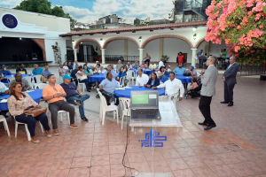 CODIA recibe conferencia sobre Fideicomisos y Bono Vivienda de Bajo Costo en acuerdo interinstitucional