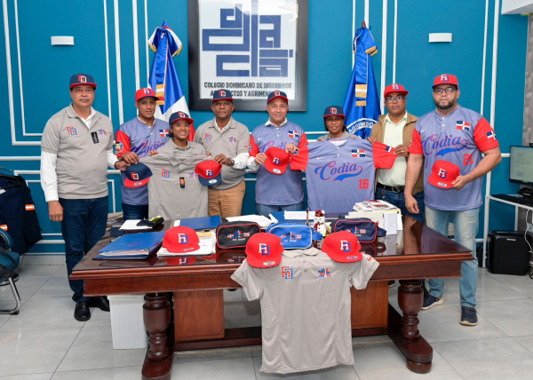 Entrega de Uniformes: Delegación del CODIA Listo para el Intercambio de Softball entre República Dominicana y Puerto Rico
