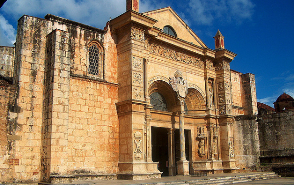 Fachada de la Catedral de Santo Domingo.